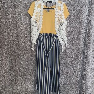 Pants jumpsuit with lace kimono